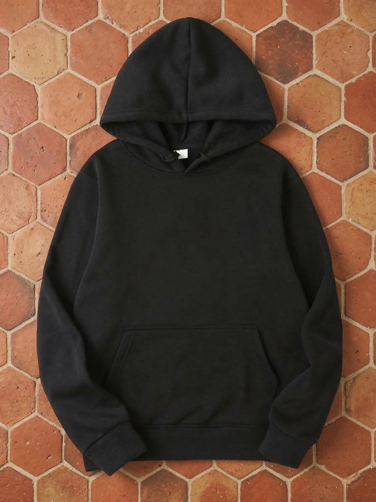 Hoodie "Essential" – Noir (Streetwear Américain)