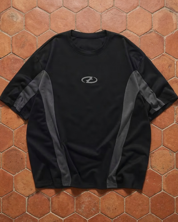 T-Shirt "Velocity" – Noir & Gris (Patchwork Géométrique Y2K)